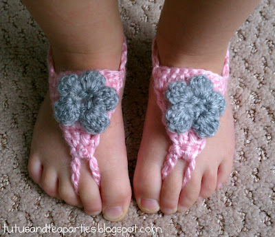 Crochet Barefoot Sandals. 