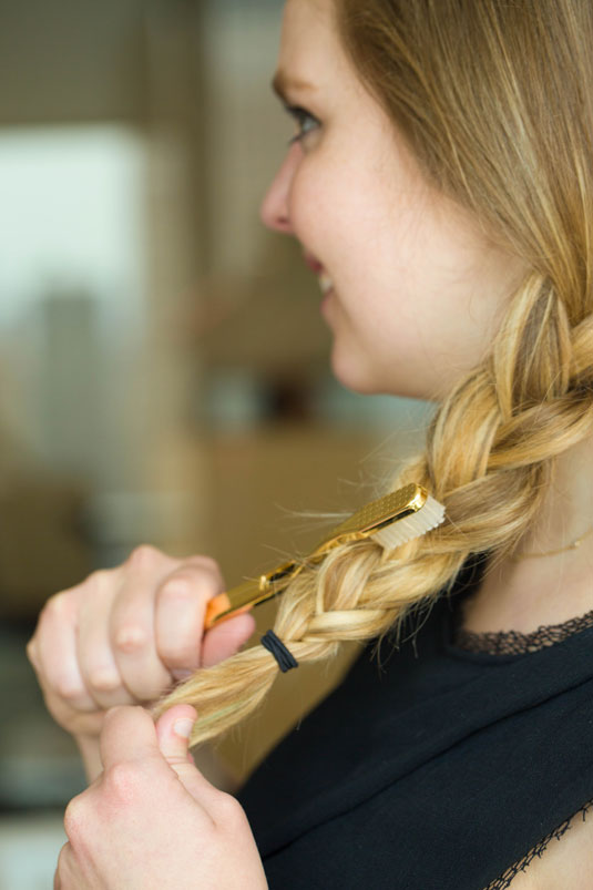 Use a Toothbrush to Get a Textured Braid . 