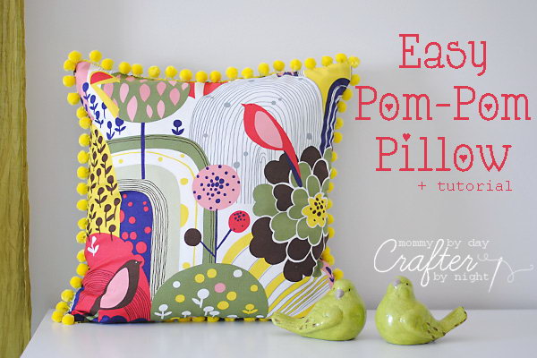 Easy Pom-Pom Pillow