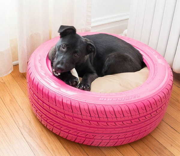 DIY Dog Bed from a Recycled Tire. Get the tutorial 